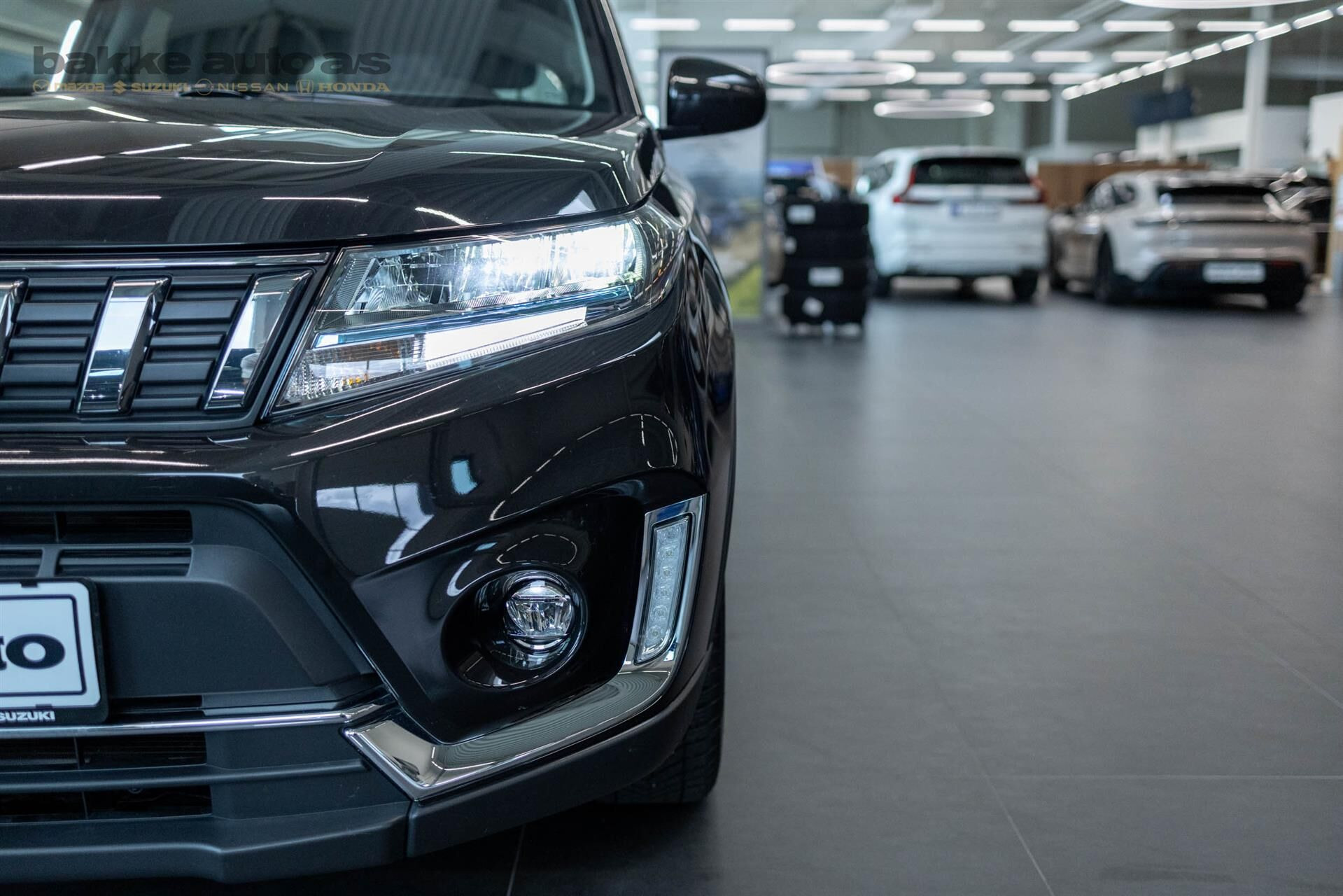 Sort Suzuki S-Cross fra 2022