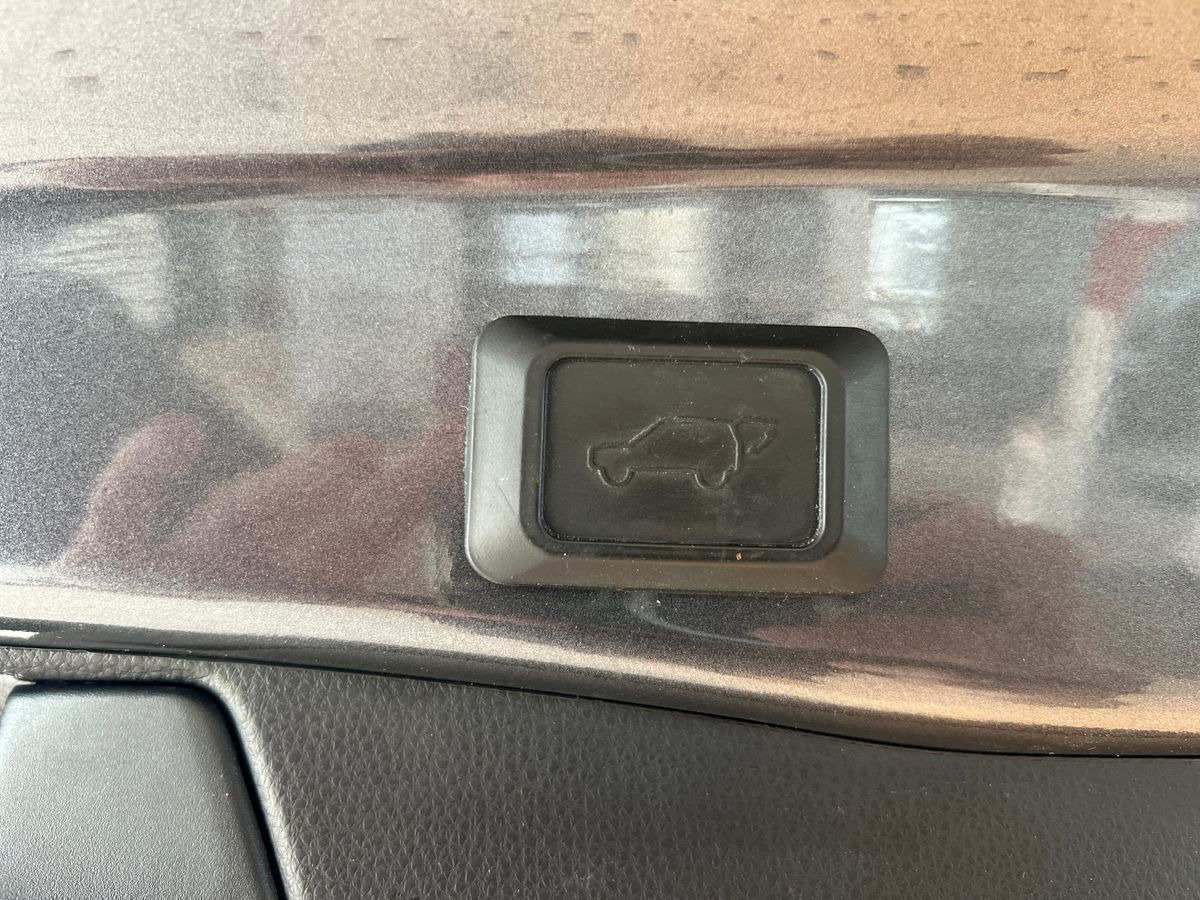 Grå Toyota RAV4 Plug-in fra 2021