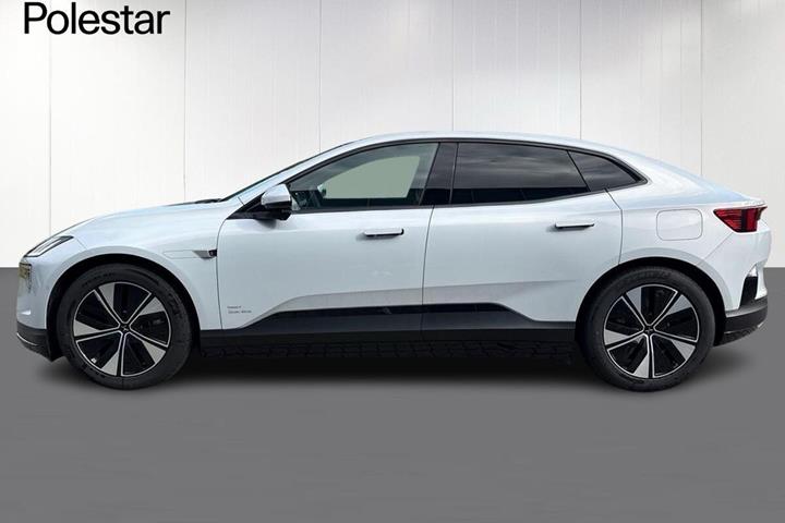 undefined Polestar 4 fra 2026