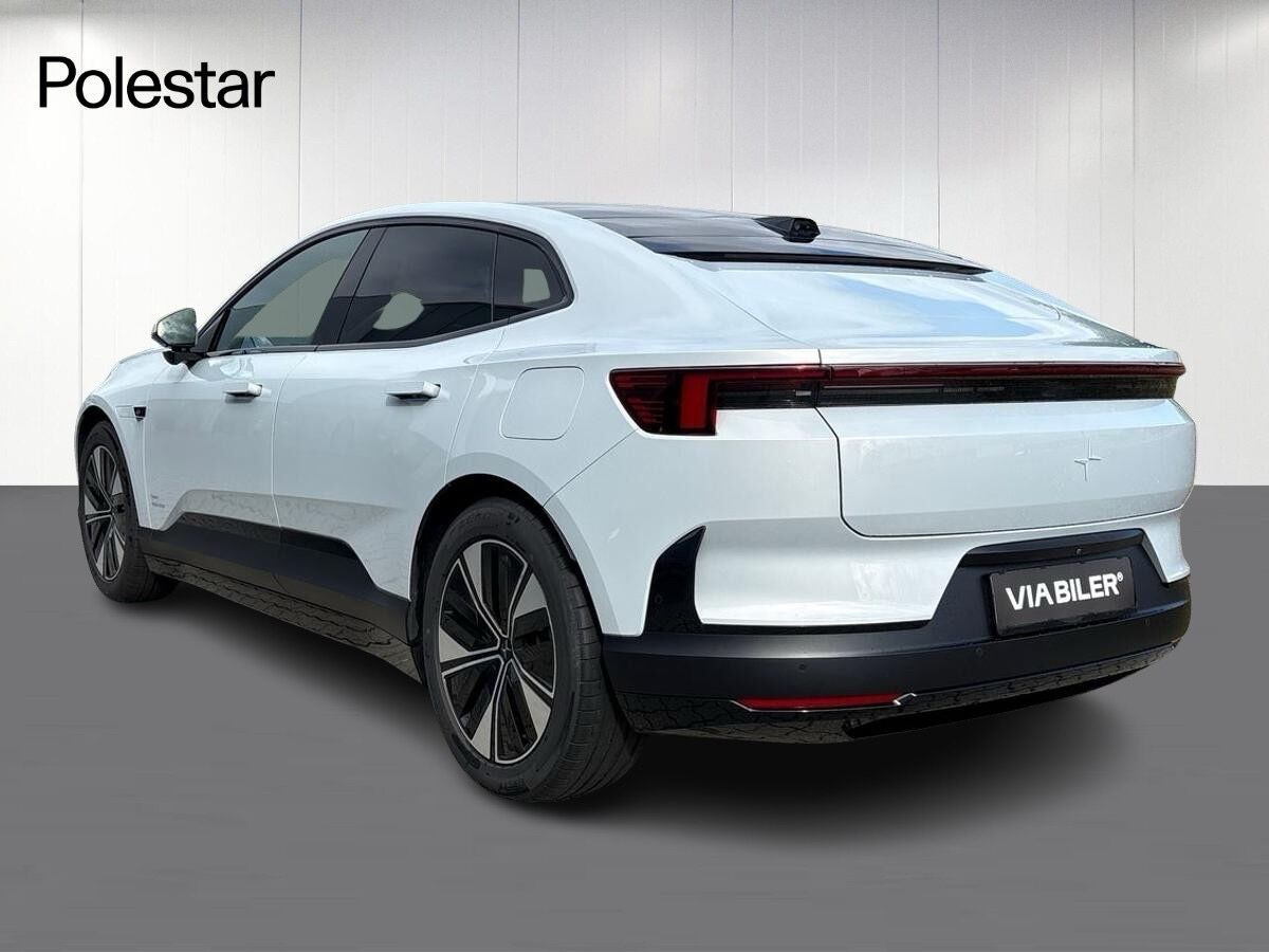 undefined Polestar 4 fra 2026
