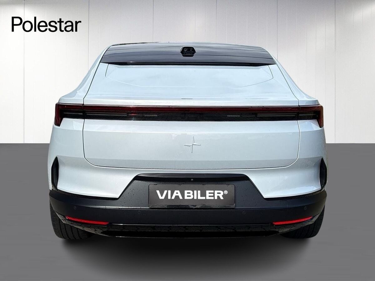 undefined Polestar 4 fra 2026