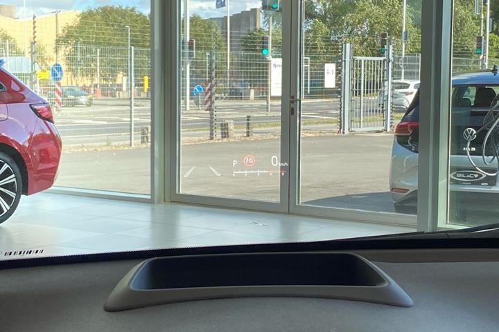 Blå Toyota Yaris fra 2021