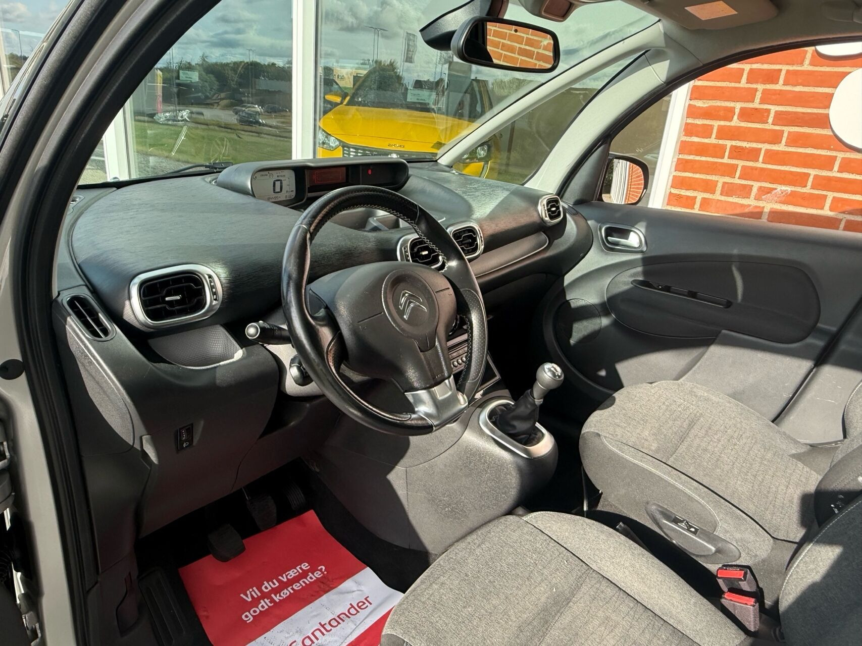 Sølv Citroën C3 Picasso fra 2017