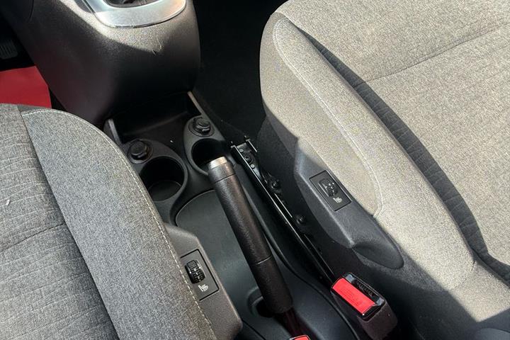 Sølv Citroën C3 Picasso fra 2017