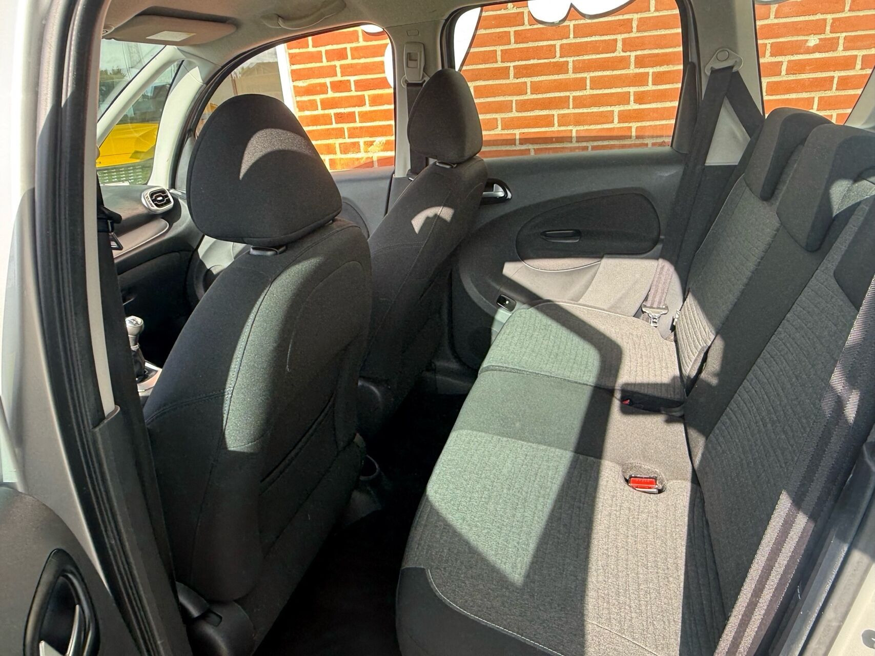 Sølv Citroën C3 Picasso fra 2017