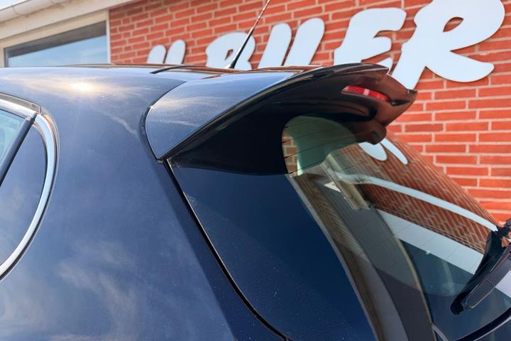 undefined Peugeot 208 fra 2016