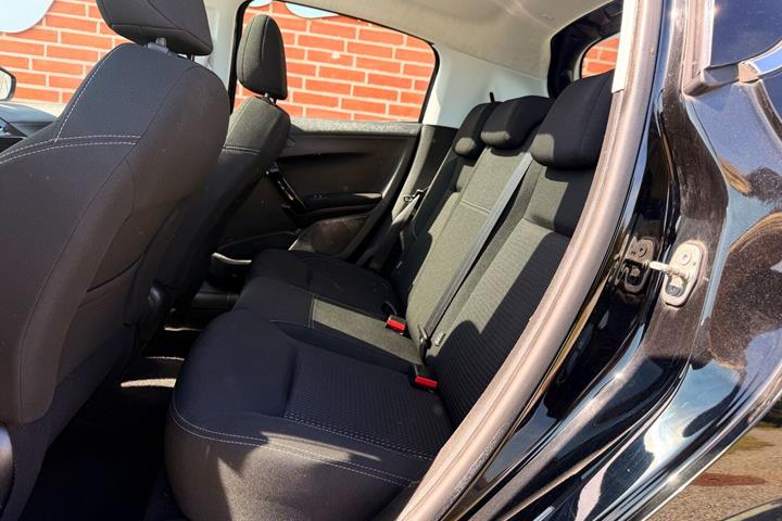 undefined Peugeot 208 fra 2016