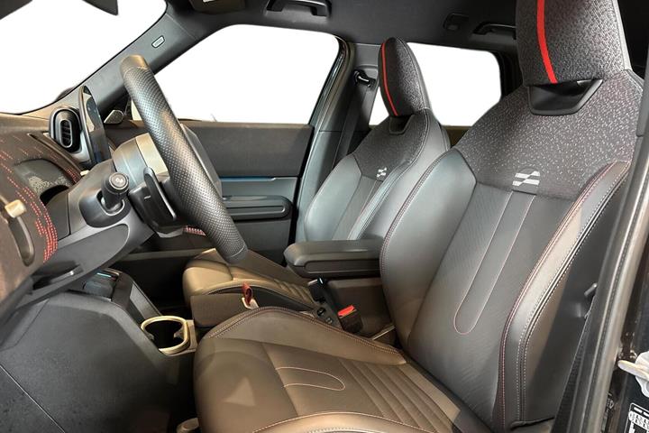 Grå Mini Countryman fra 2025