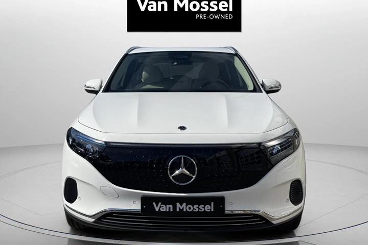Hvid Mercedes EQA 250+ fra 2025