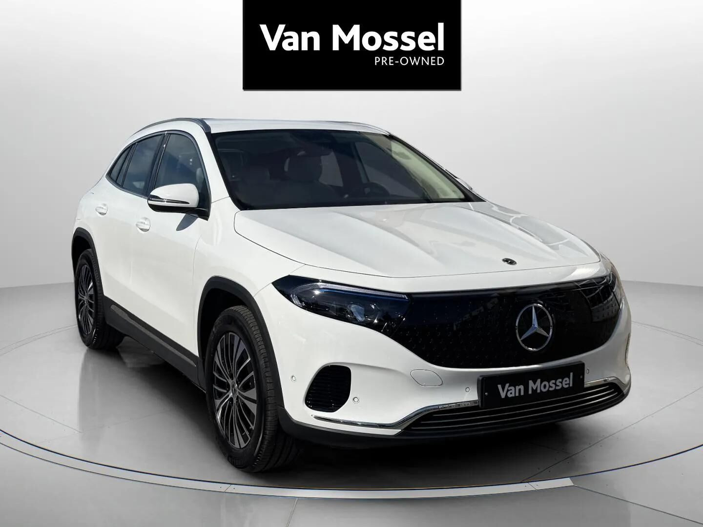 Hvid Mercedes EQA 250+ fra 2025