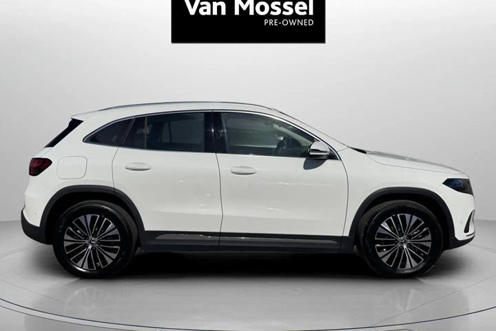 Hvid Mercedes EQA 250+ fra 2025