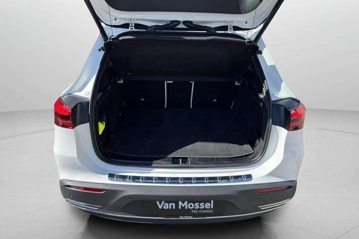 Hvid Mercedes EQA 250+ fra 2025