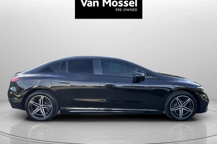 Grå Mercedes EQE 350+ fra 2025