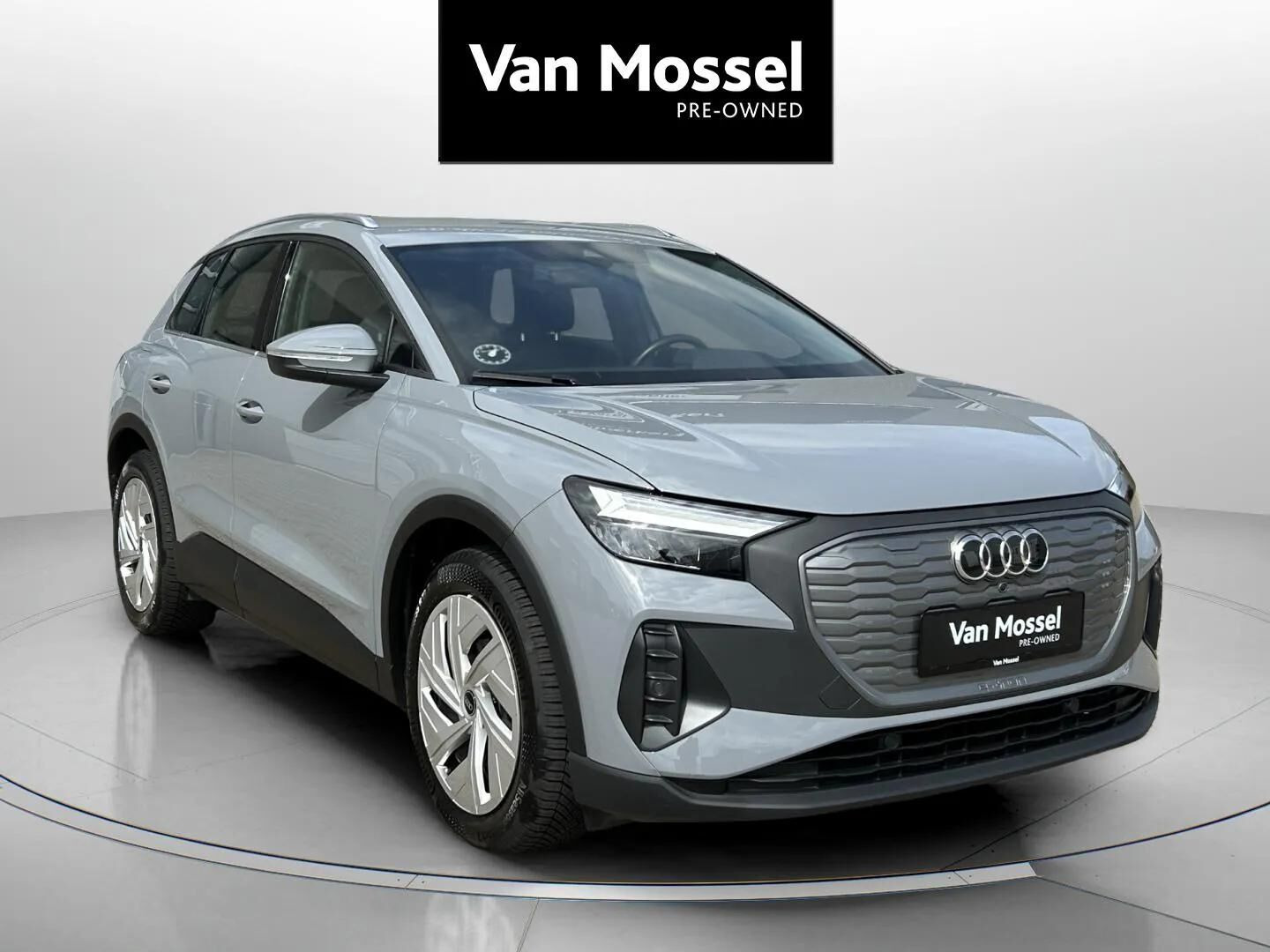 Sølv Audi Q4 fra 2023