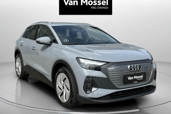 Sølv Audi Q4 fra 2023