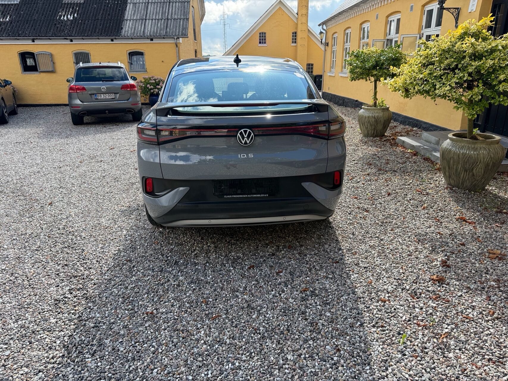 Grå VW ID.5 fra 2023