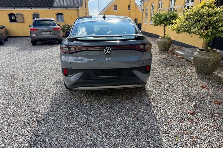 Grå VW ID.5 fra 2023