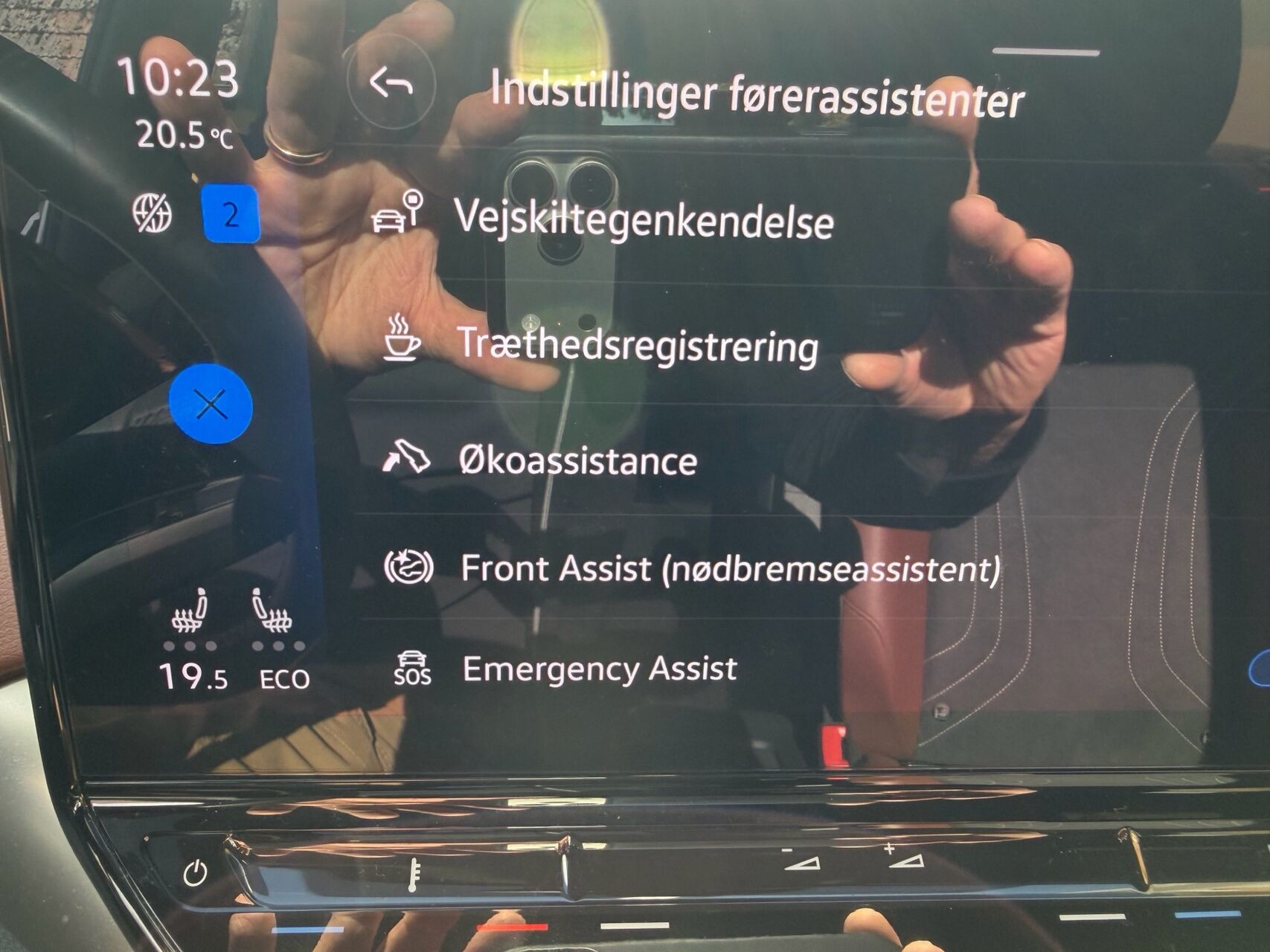 Grå VW ID.5 fra 2023