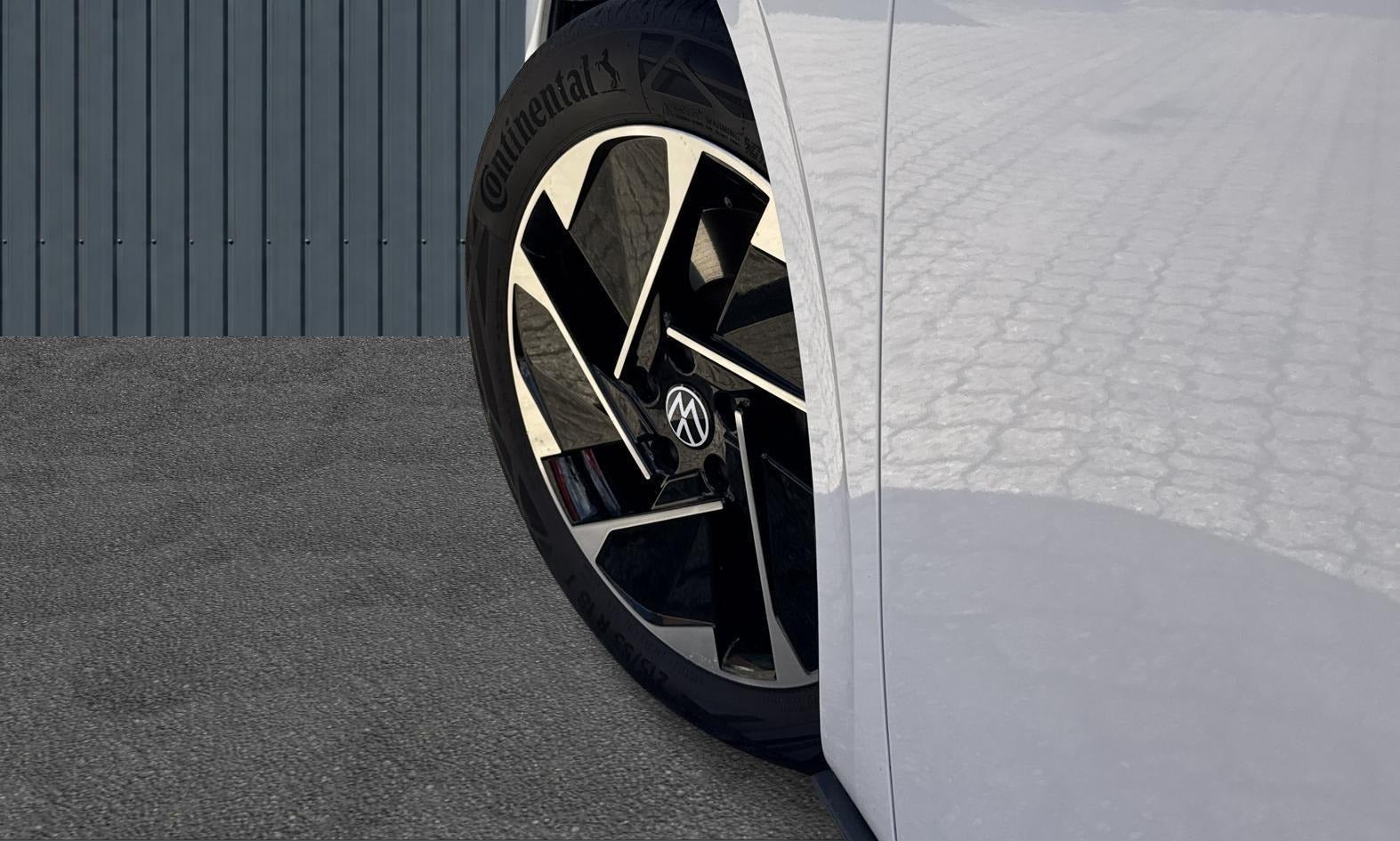 Hvid VW ID.3 fra 2021