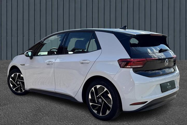 Hvid VW ID.3 fra 2021