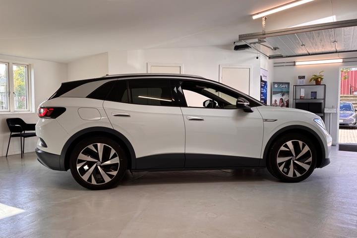 Hvid VW ID.4 fra 2021