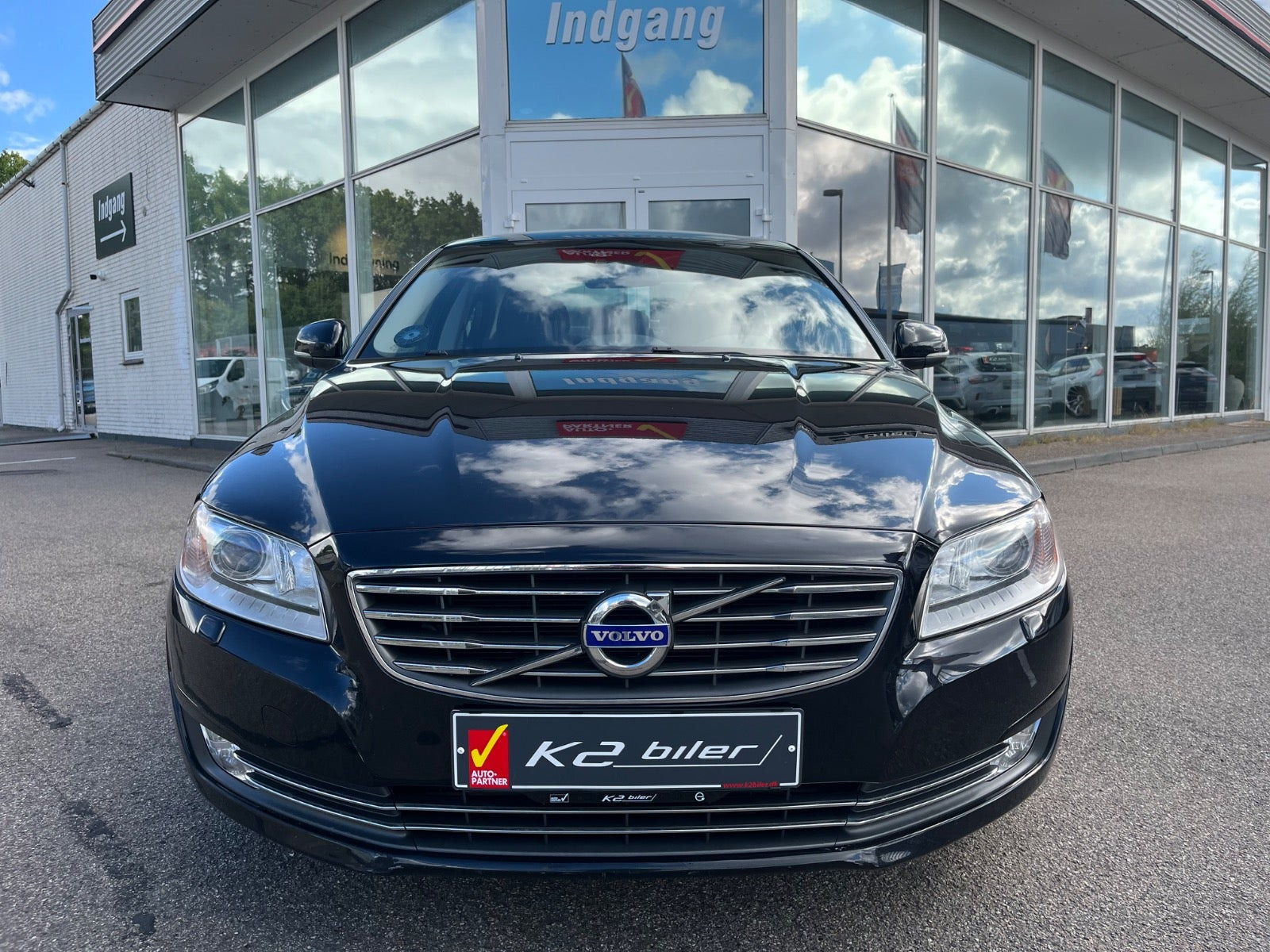 Sort Volvo S80 fra 2014