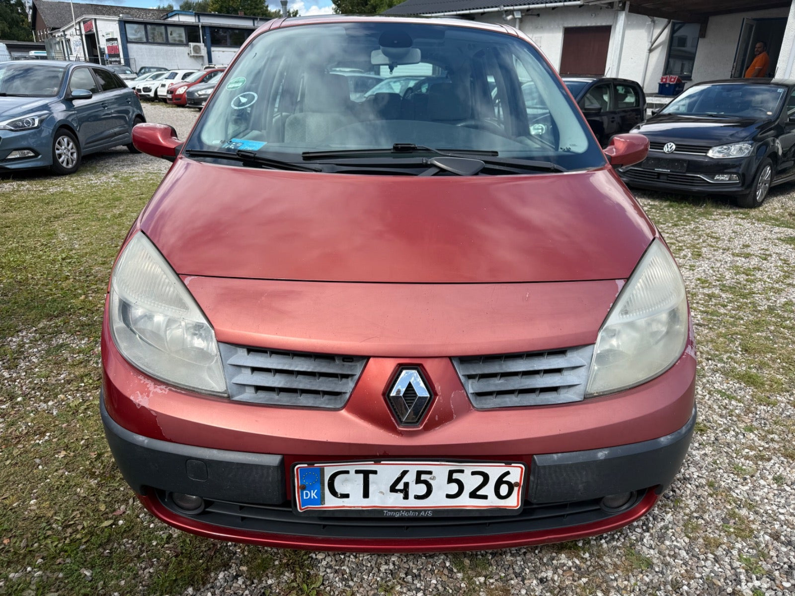 Rød Renault Grand Scenic I fra 2006