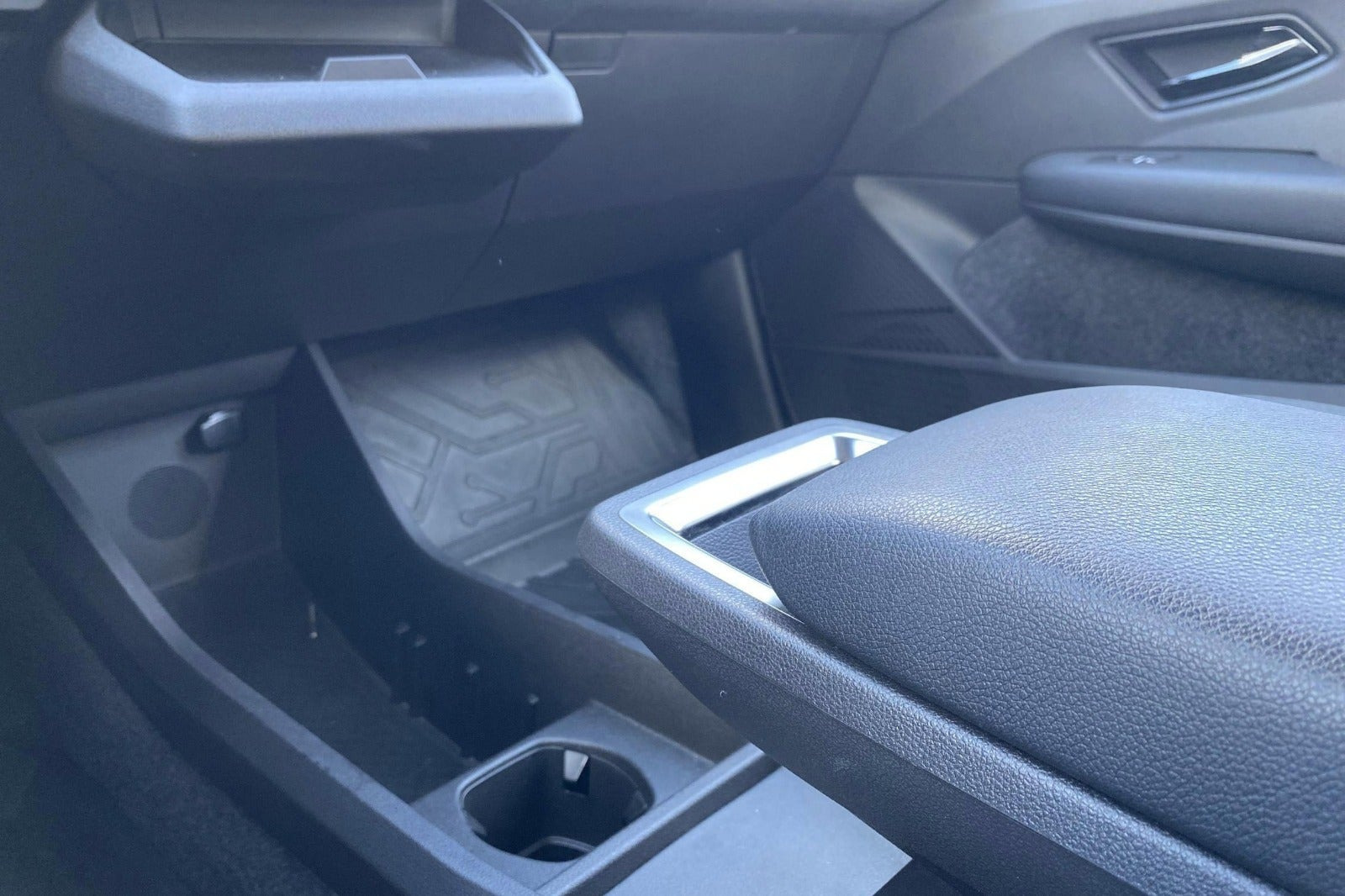 Hvid Renault Megane E-Tech fra 2023