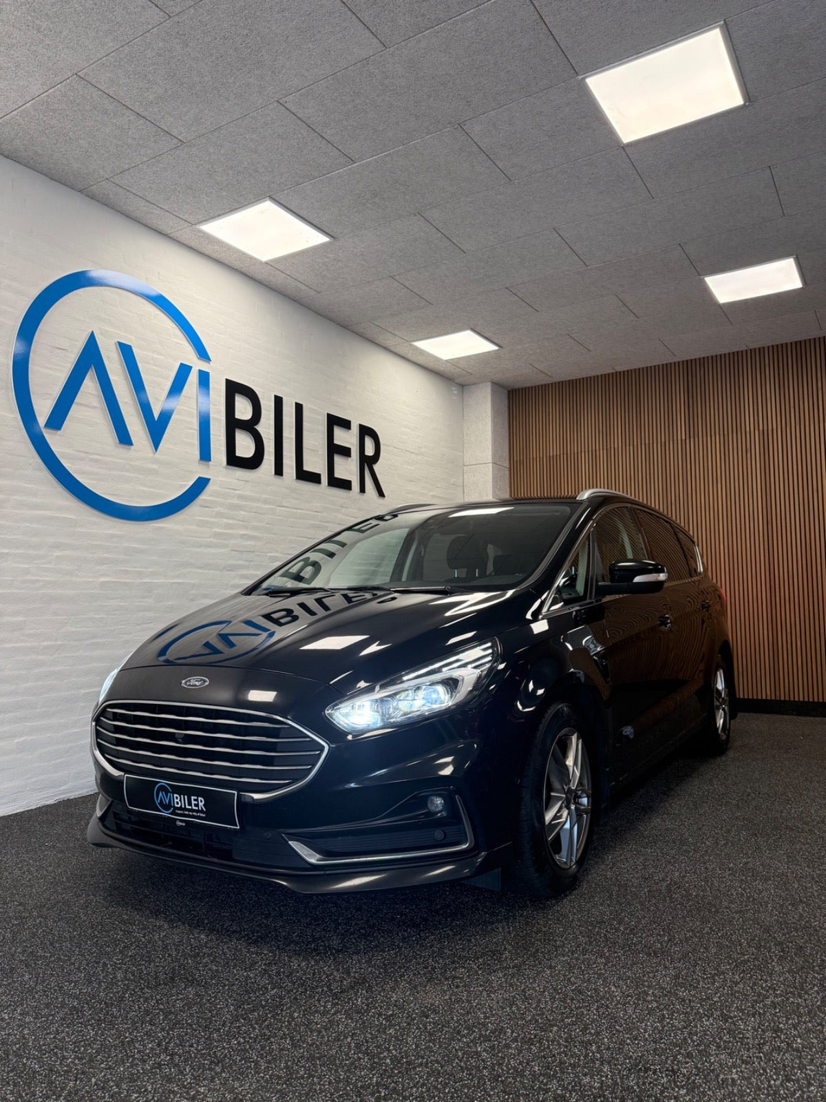 Ford S-MAX 2,0 EcoBlue Titanium aut. 7prs
