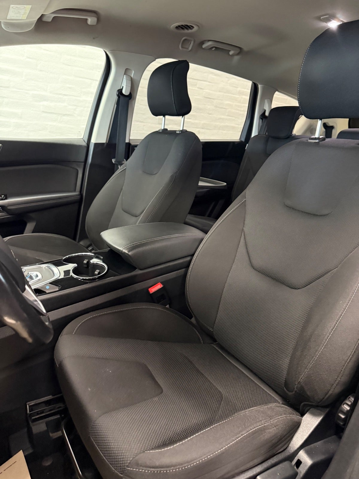 Sort Ford S-MAX fra 2020