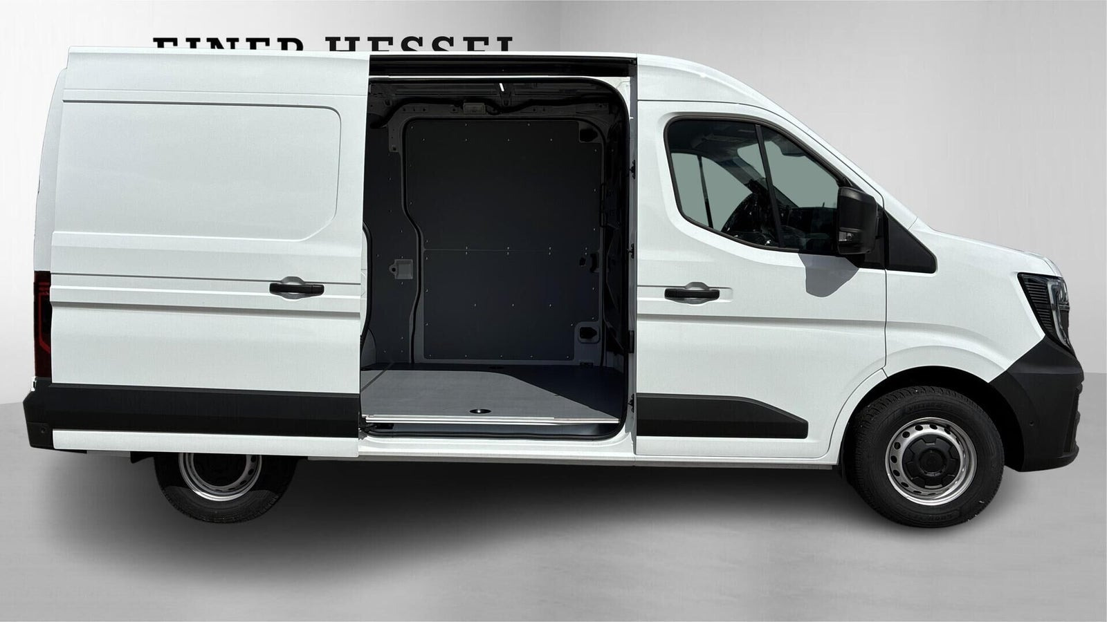 Hvid Renault Master V T33 fra 2025