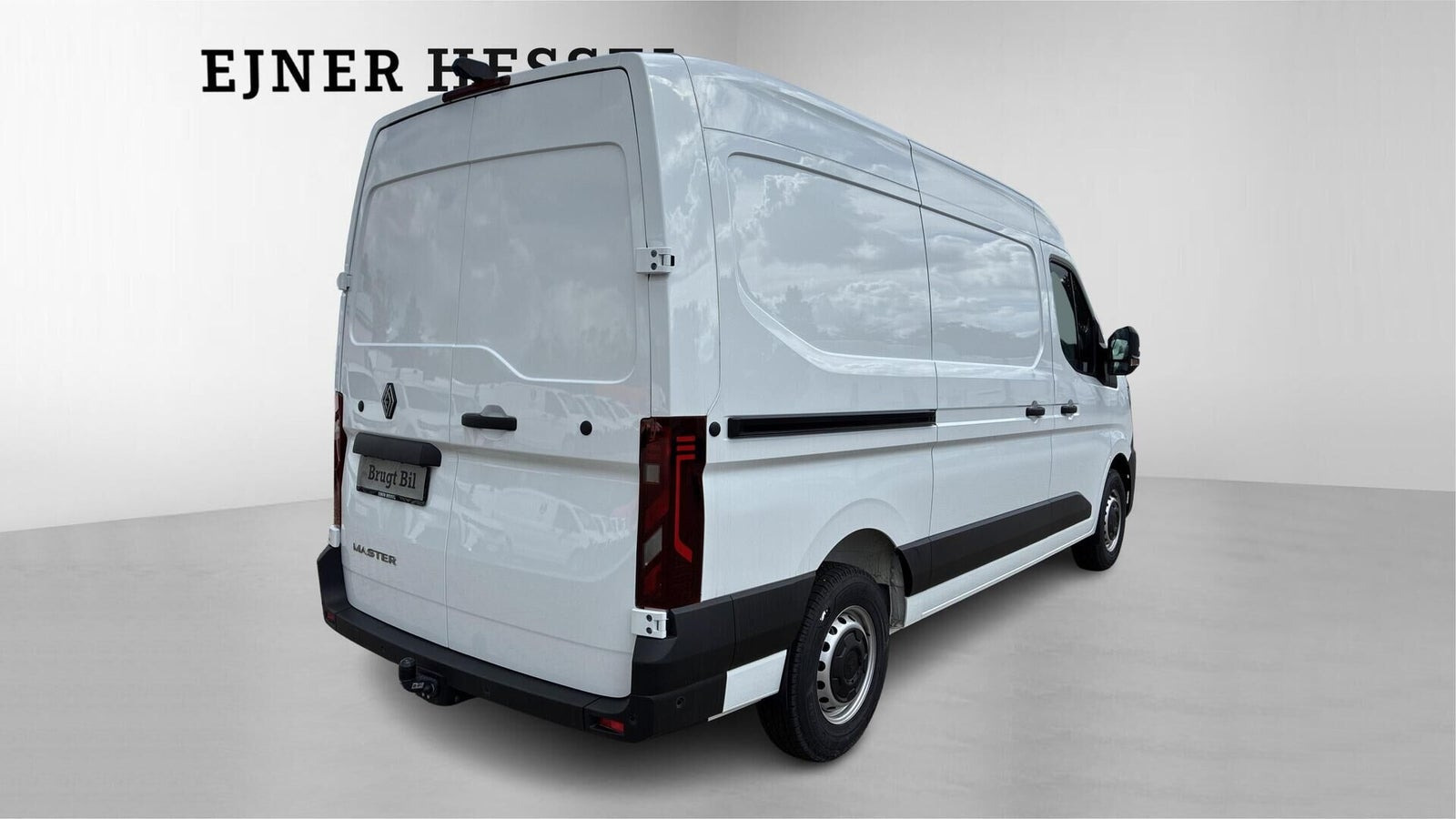 Hvid Renault Master V T33 fra 2025