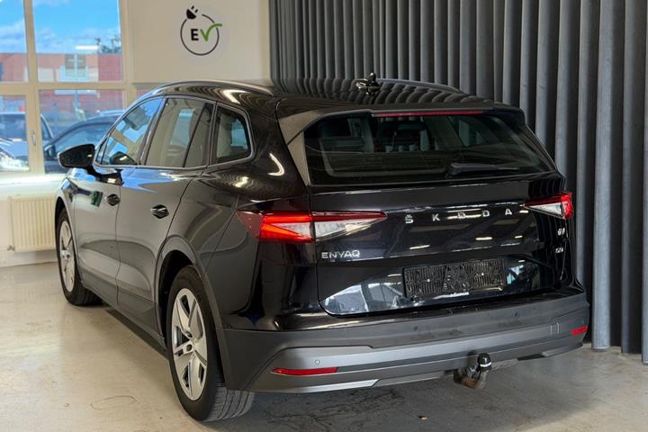 Sort Skoda Enyaq fra 2022