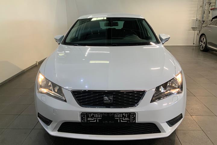 Hvid Seat Leon fra 2015