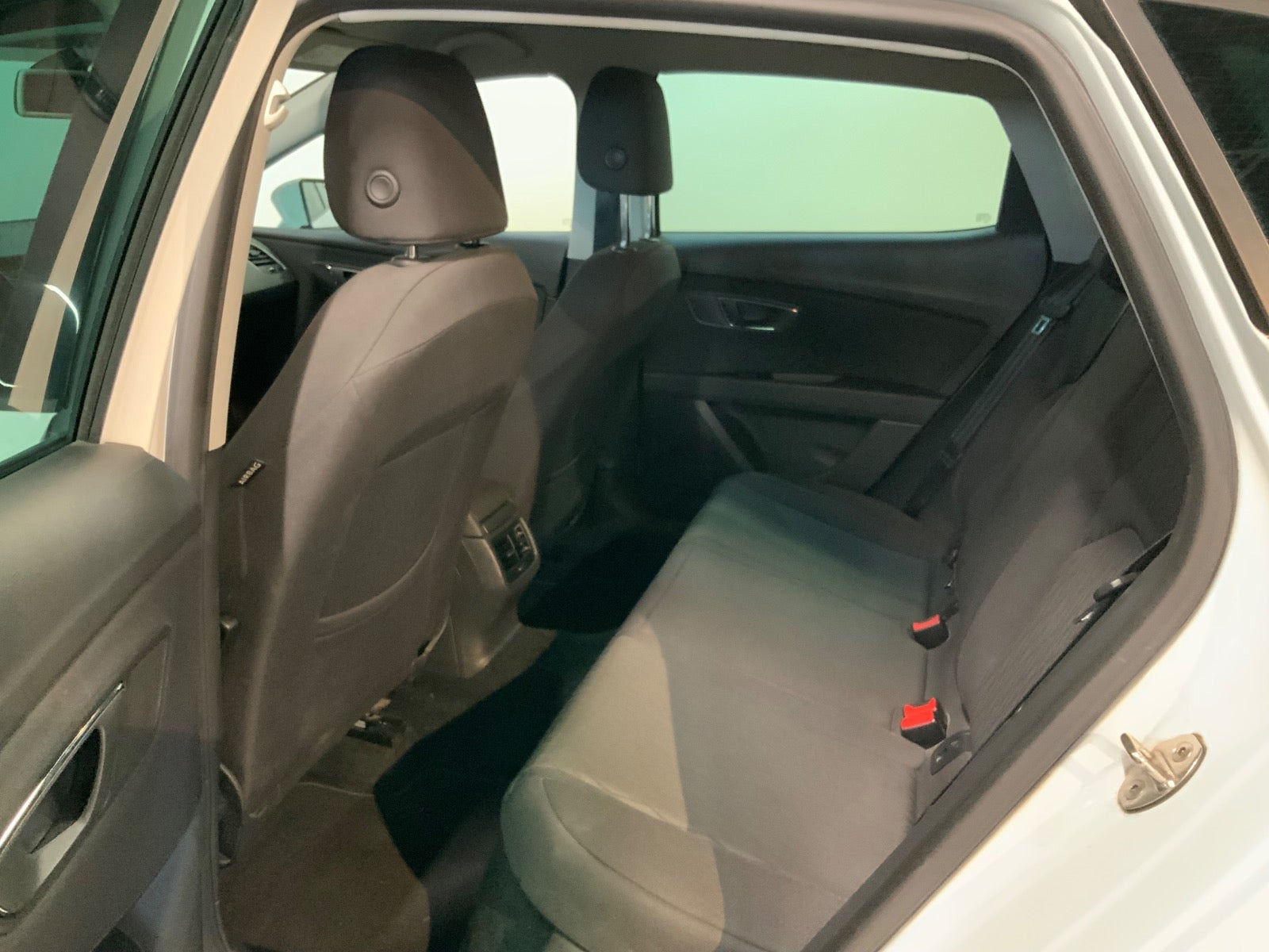 Hvid Seat Leon fra 2015