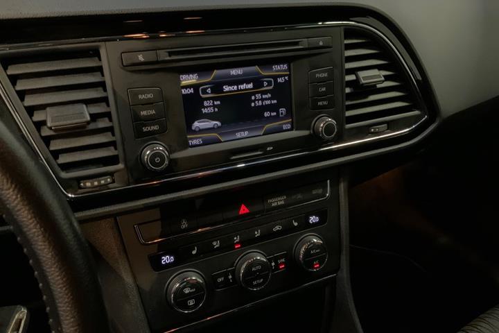 Hvid Seat Leon fra 2015