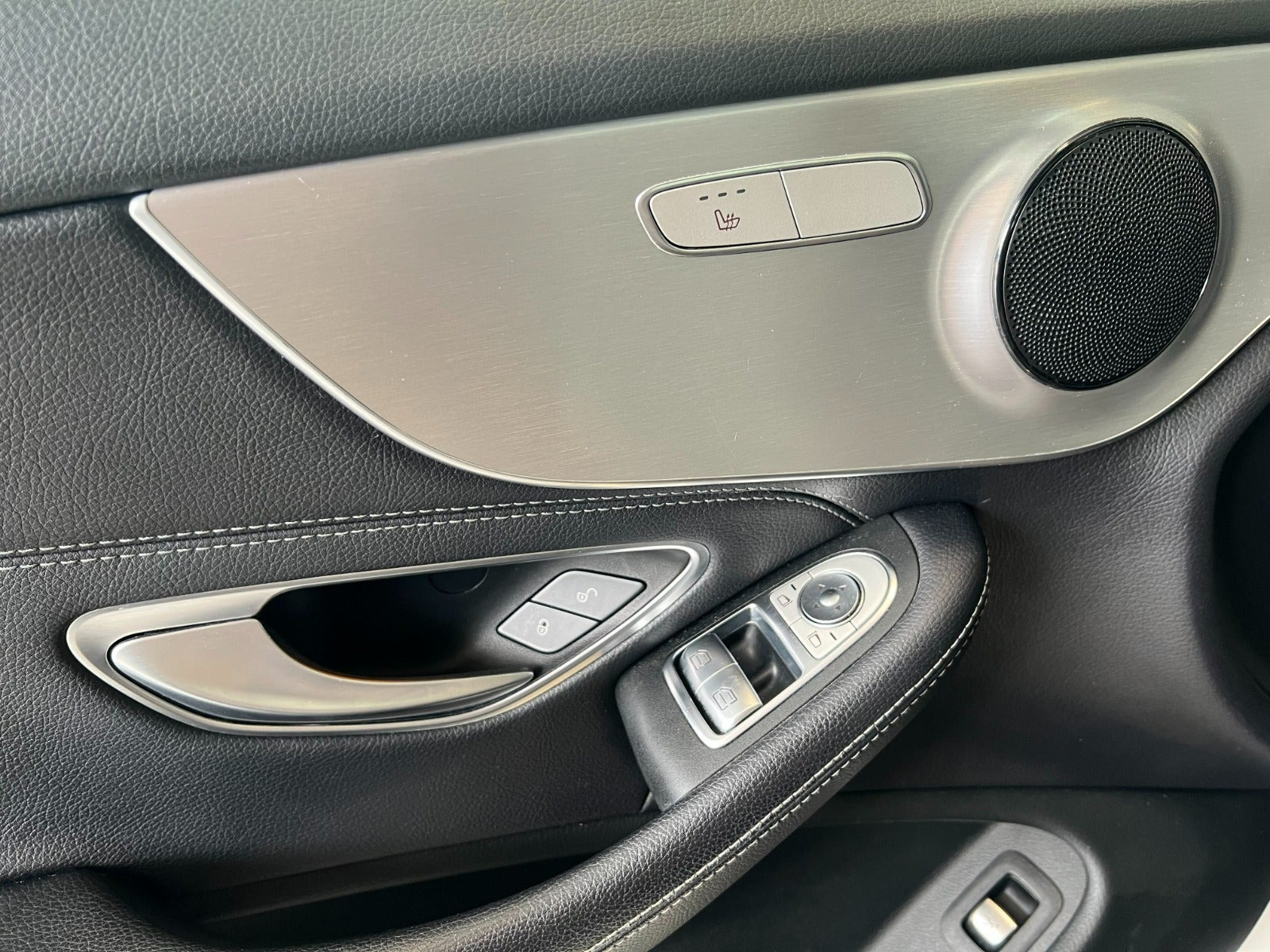 Hvid Mercedes C220 d fra 2017