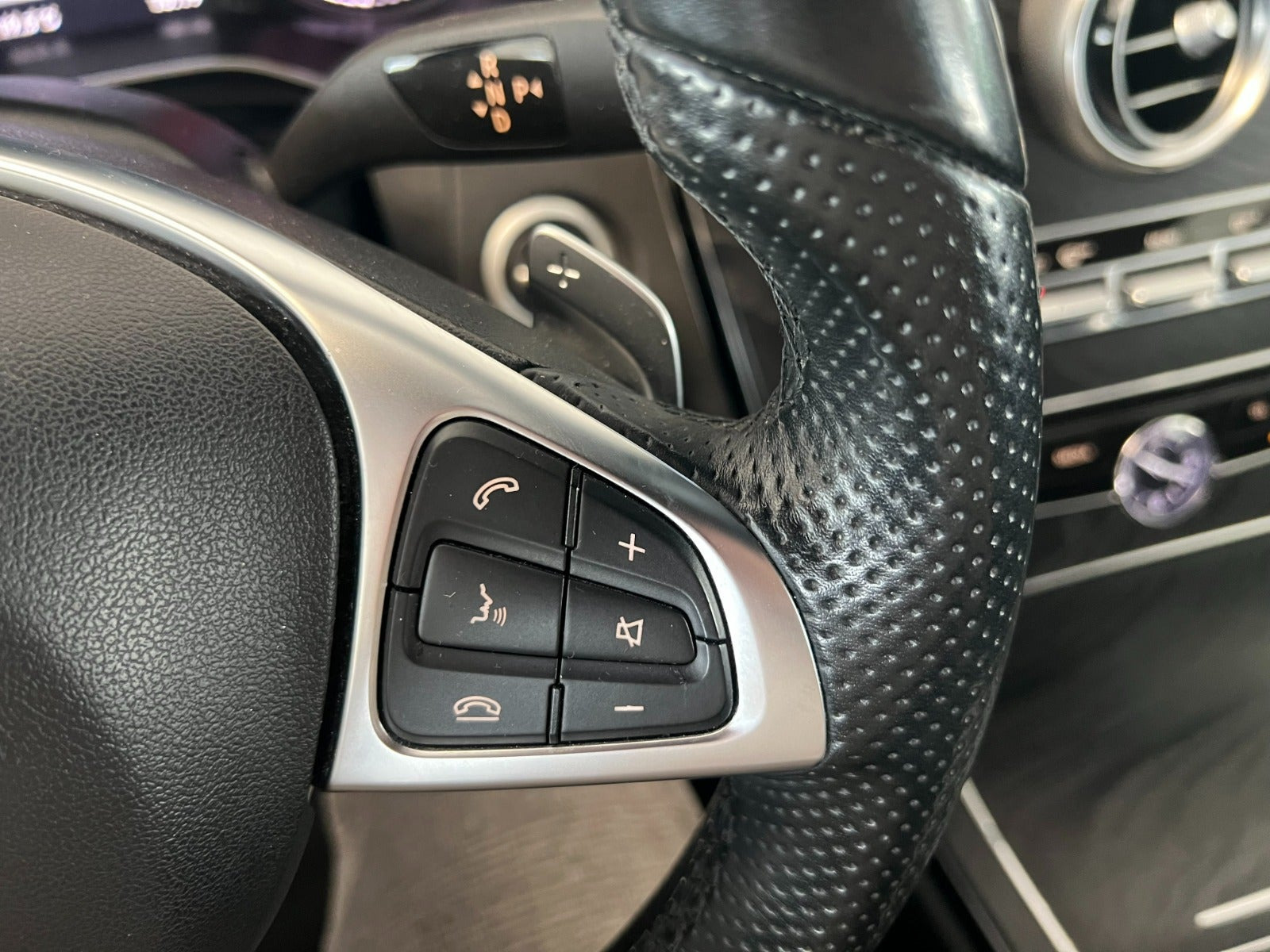 Hvid Mercedes C220 d fra 2017
