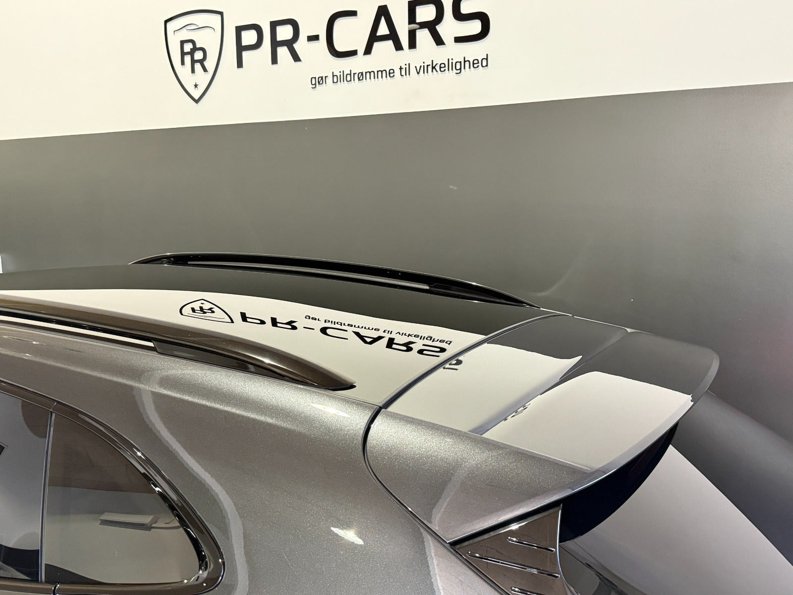 undefined Porsche Taycan fra 2023