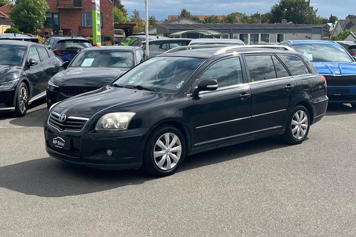 Sort Toyota Avensis fra 2007
