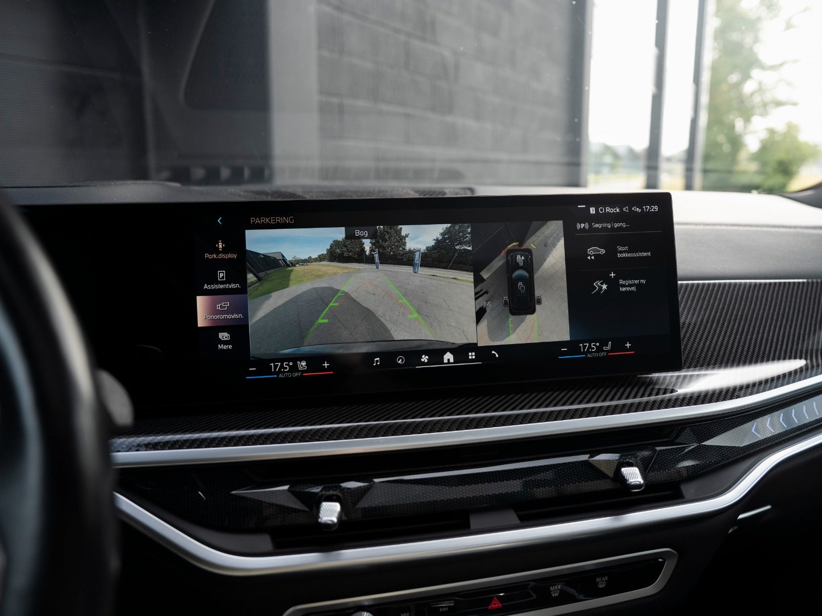 Sort BMW X5 fra 2023