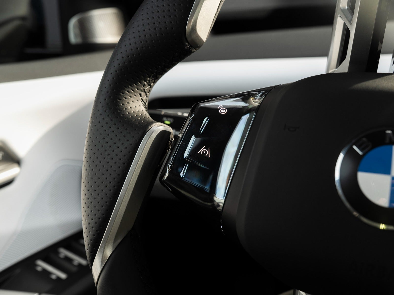 Blå BMW iX3 fra 2026