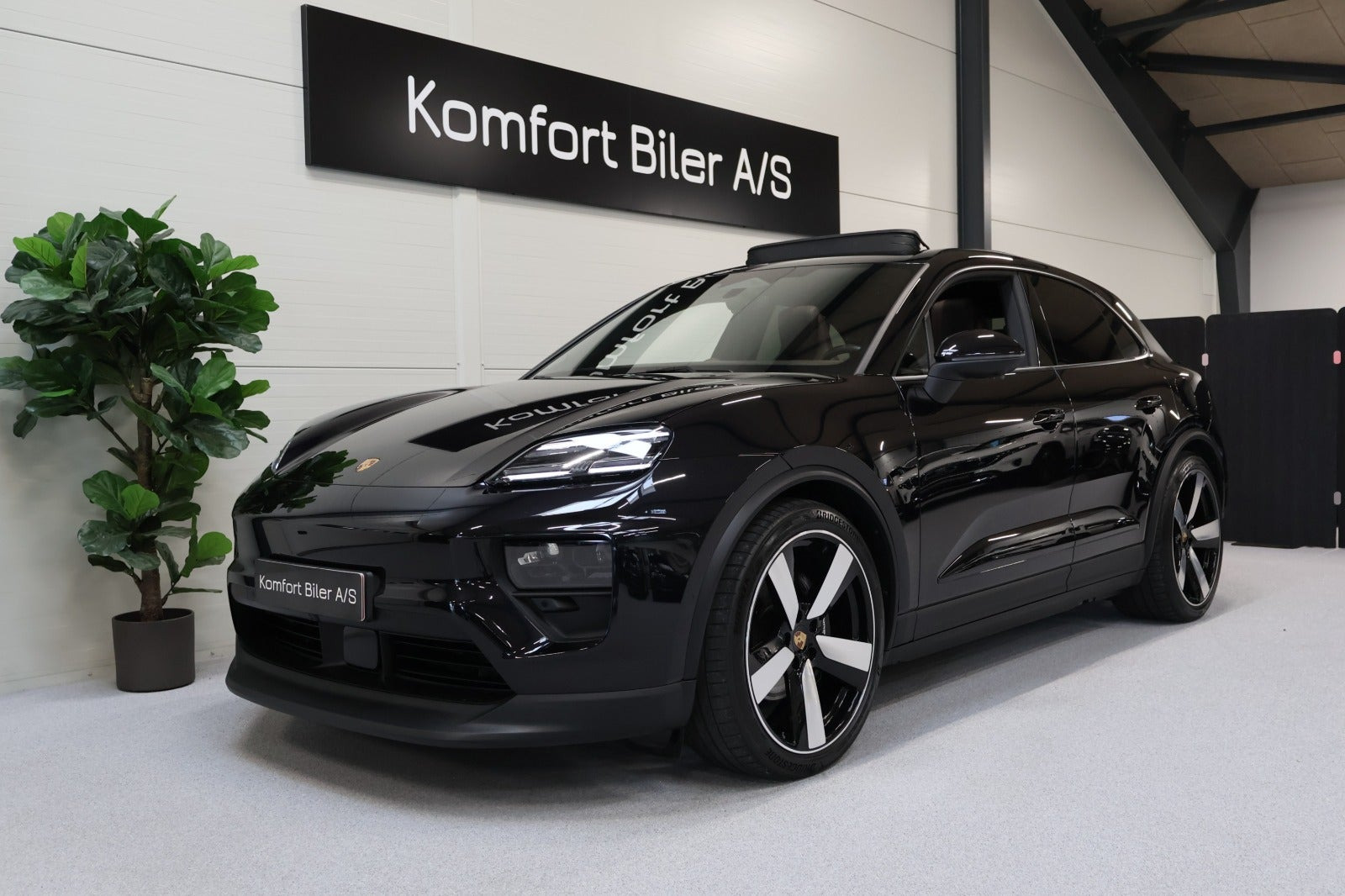 Porsche Macan 4