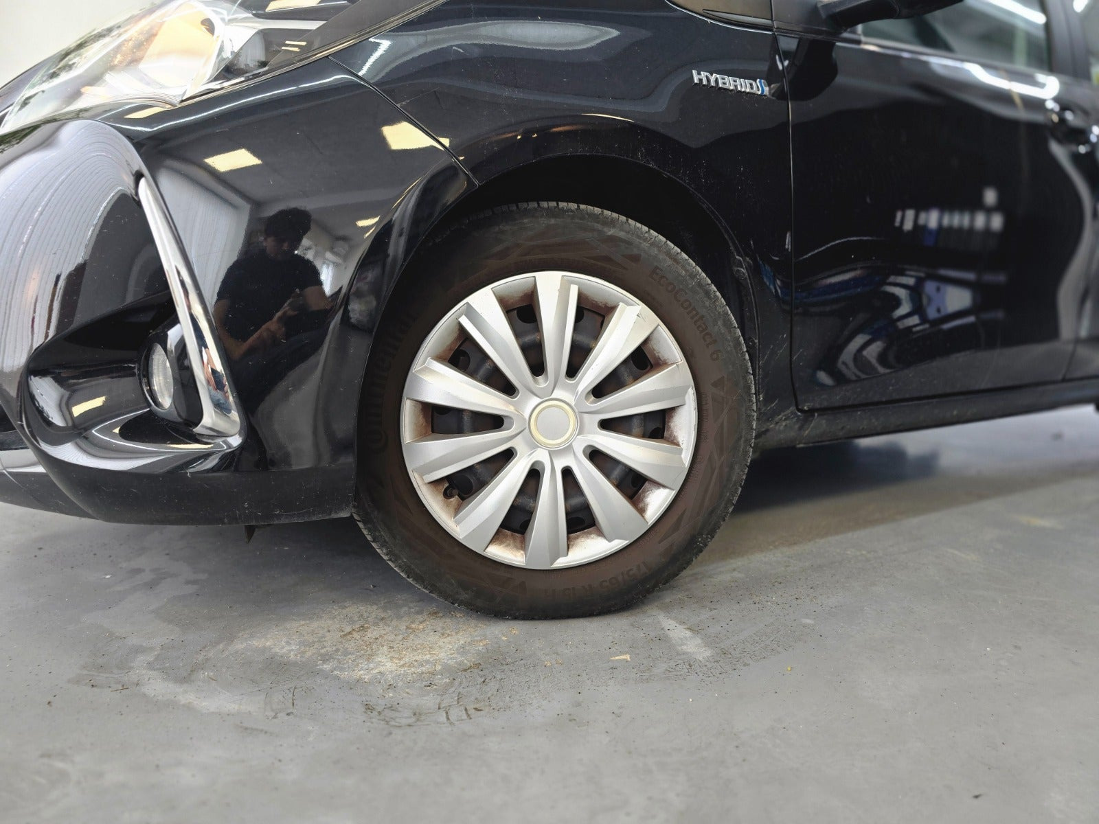 Sort Toyota Yaris fra 2017