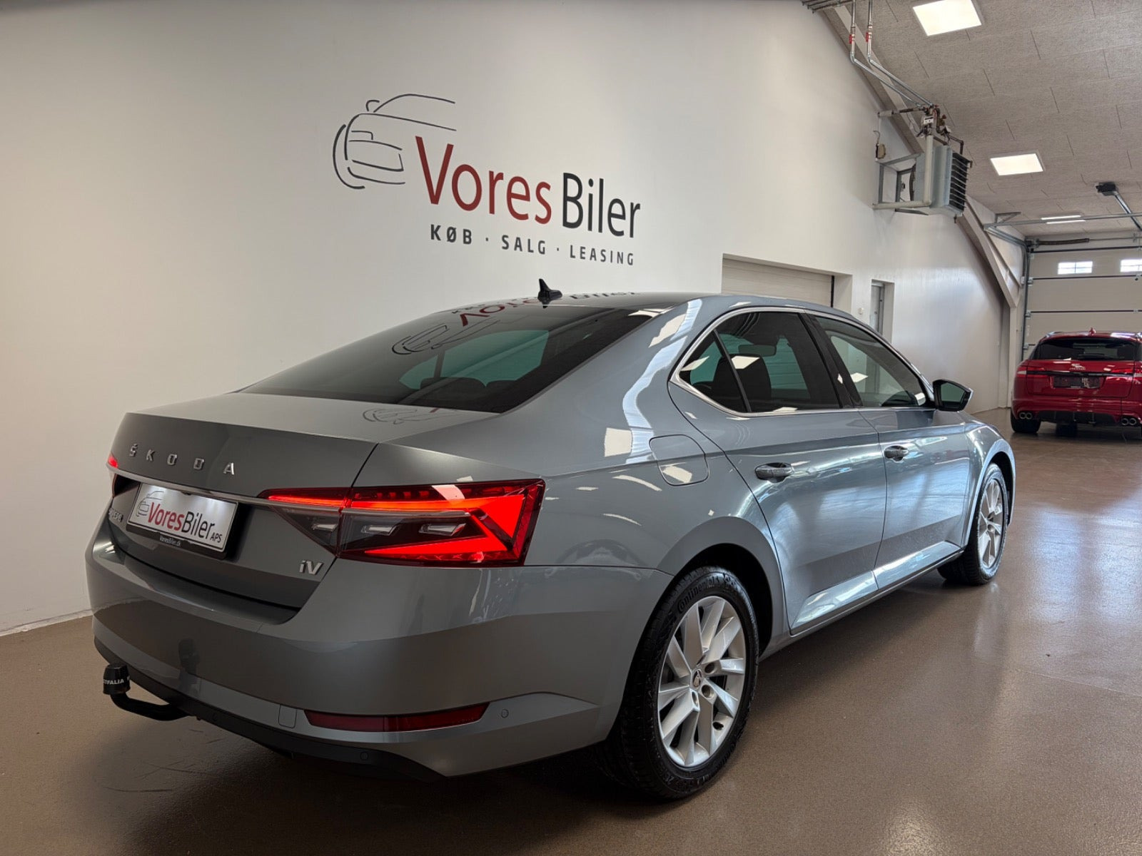 Sølv Skoda Superb fra 2020