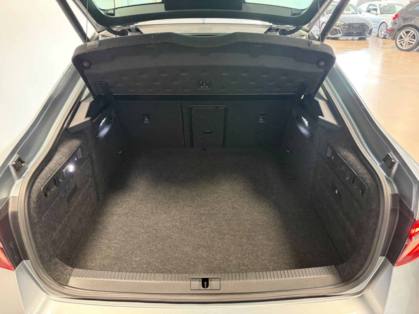 Sølv Skoda Superb fra 2020