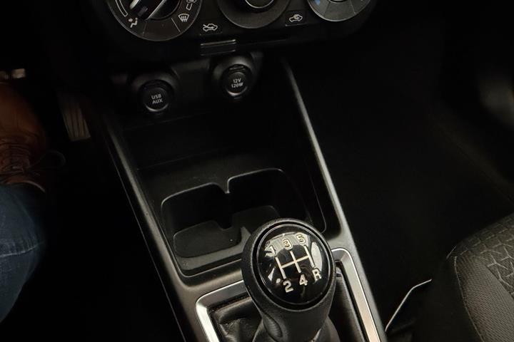Grå Suzuki Swift fra 2020