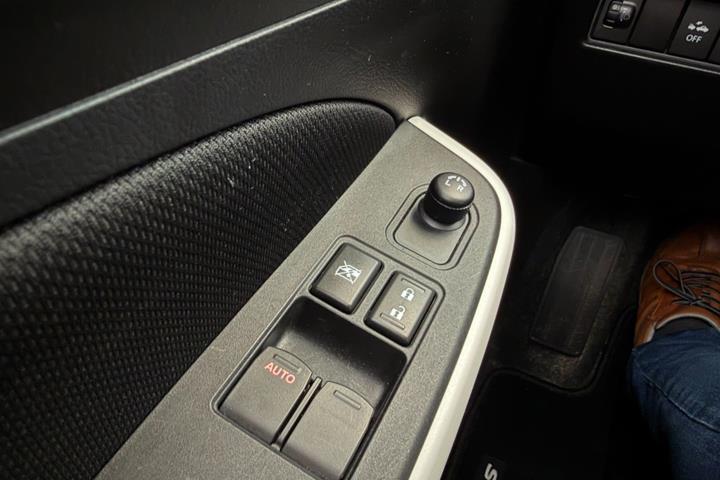 Grå Suzuki Swift fra 2020