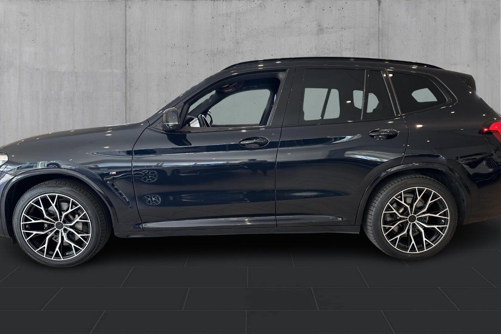Sort BMW iX3 fra 2022