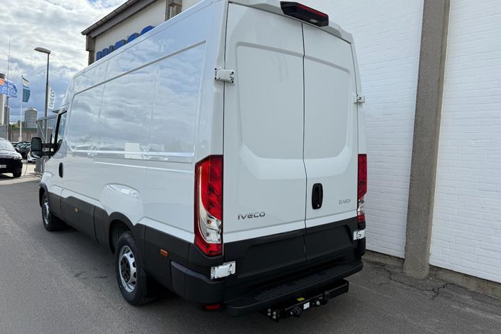 Hvid Iveco Daily fra 2026